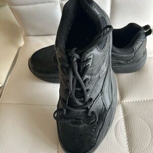 Everlast Sport Men's Black Leather sneakers shoes size 10.5 W